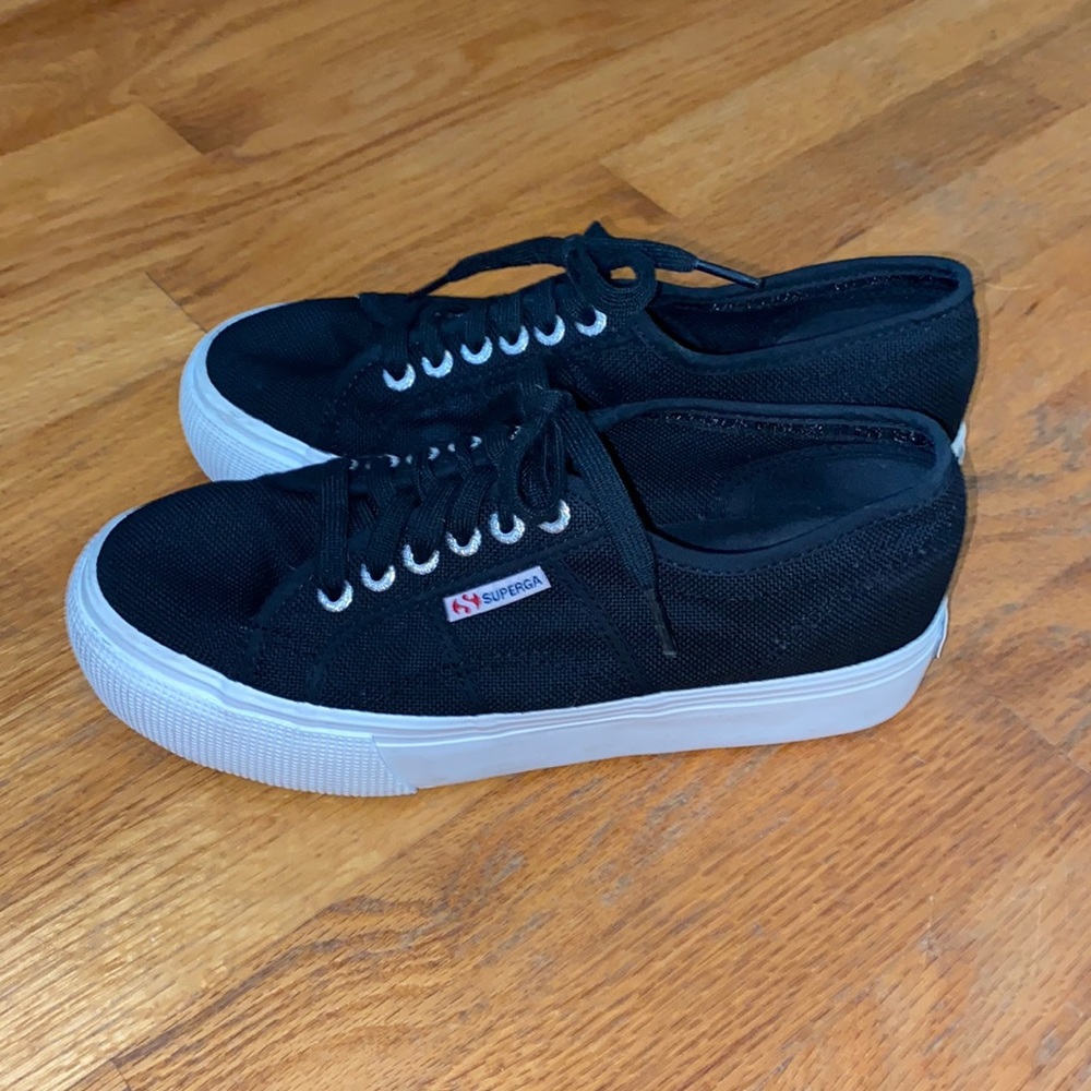 Superga platform